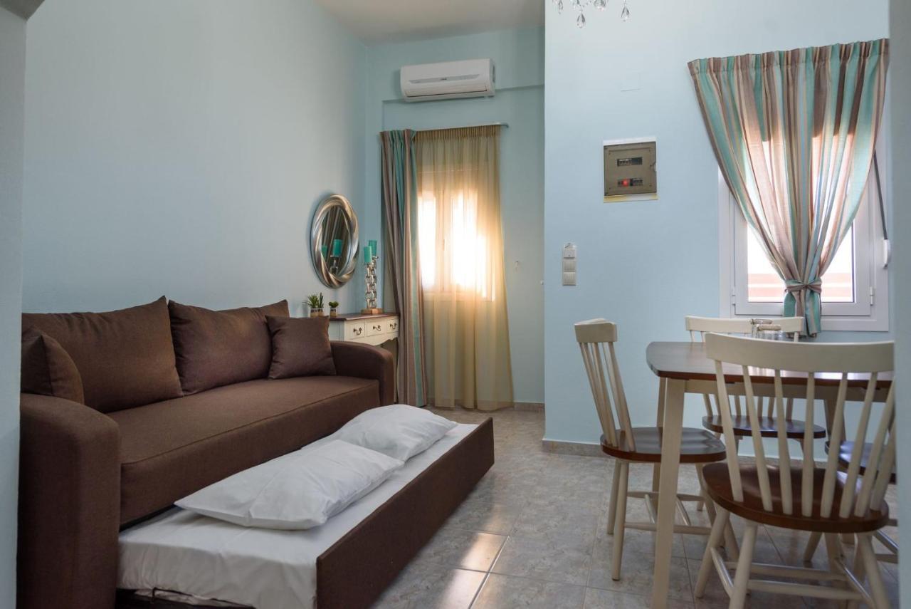 Spyros Apartments With Pool Kalamaki  Exteriér fotografie